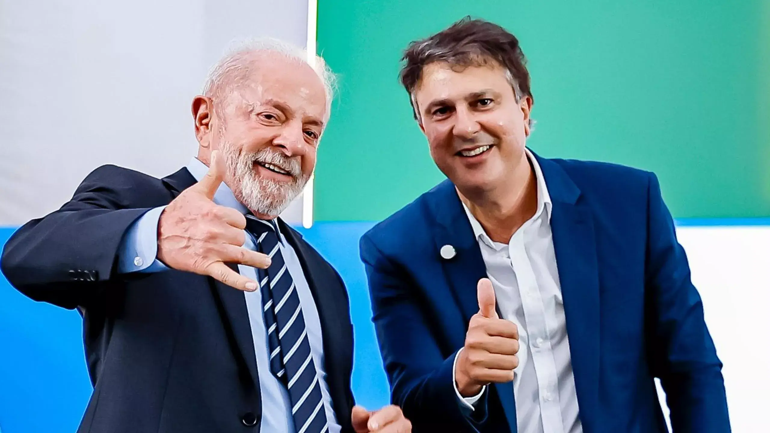O presidente Lula destacou que o Brasil já tem 99 mil escolas com internet de qualidade.