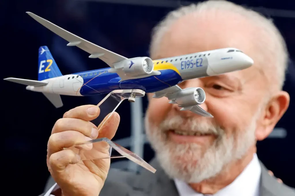 Lula: Vamos baratear os preços das passagens aéreas, A Petrobras reajustou o querosene de aviação em até 56%