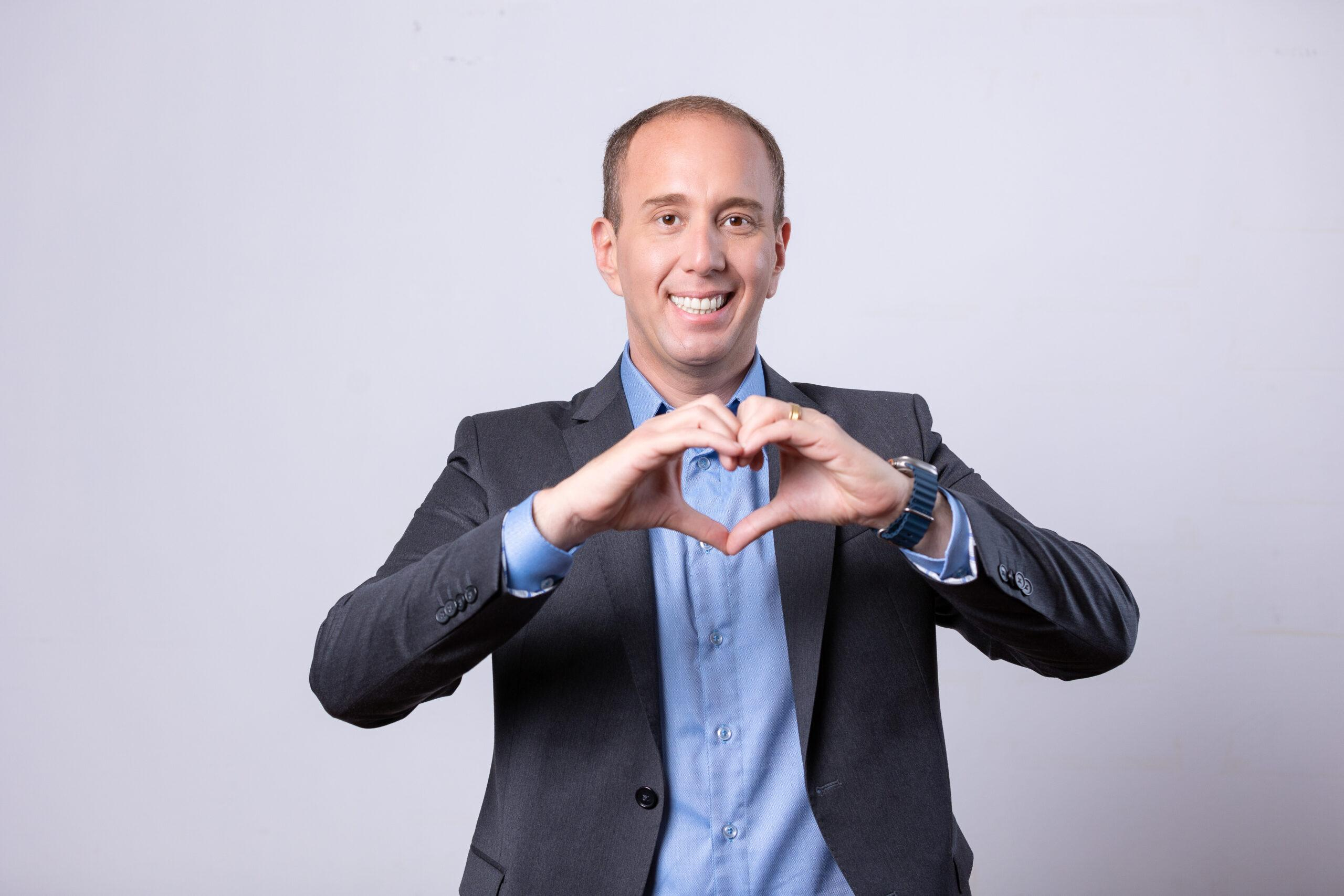 O ministro Kassio Nunes Marques, do Supremo Tribunal Federal, mandou reintegrar o prefeito de Sorocaba ao cargo.