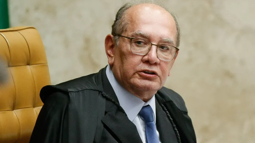 O ministro Gilmar Mendes afirmou que o Supremo Tribunal Federal foi o único no mundo a enfrentar ameaças autoritárias com sucesso