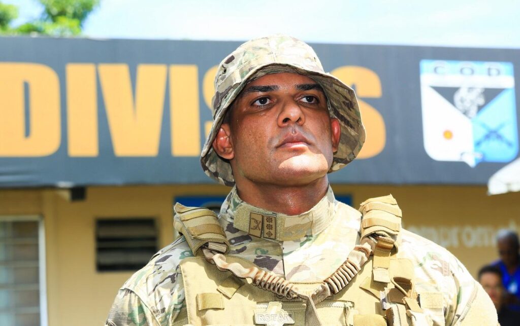 O coronel Edson Luís Souza Melo Rocha, o “Coronel Raiado”, foi transferido de função dentro da Polícia Militar do Estado de Goiás (PM-GO).