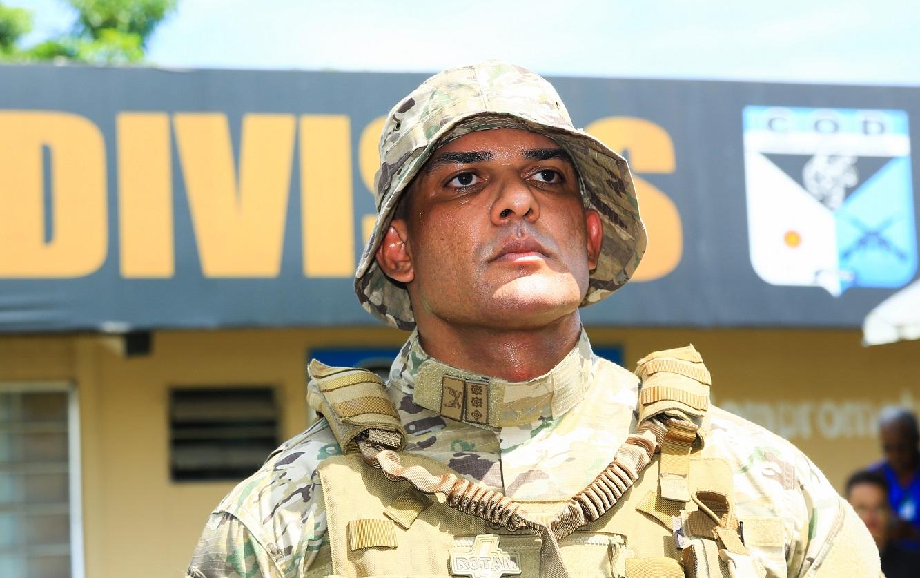 O coronel Edson Luís Souza Melo Rocha, o “Coronel Raiado”, foi transferido de função dentro da Polícia Militar do Estado de Goiás (PM-GO).