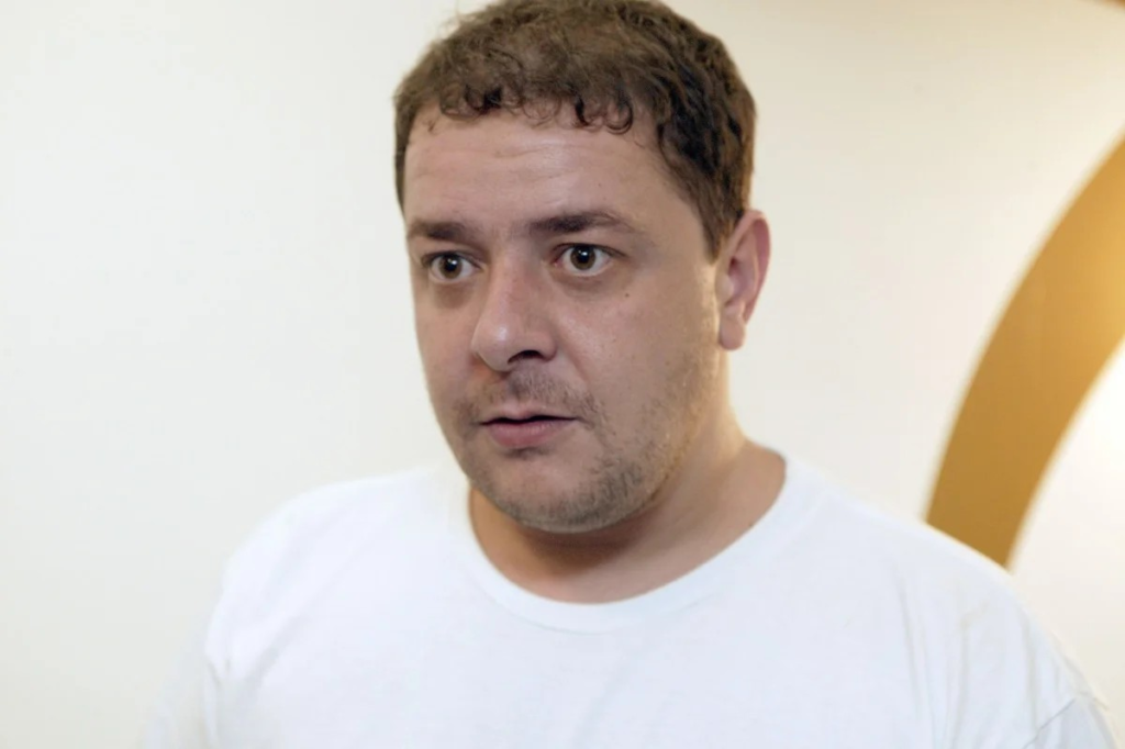 Nos bastidores, cresce a pressão em torno do caso que envolve Fábio Luís Lula da Silva, filho do presidente Luiz Inácio Lula da Silva.