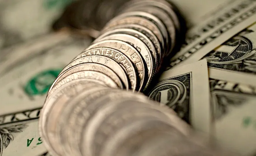 DÓLAR QUASE PARADO O mercado ficou em compasso de espera
