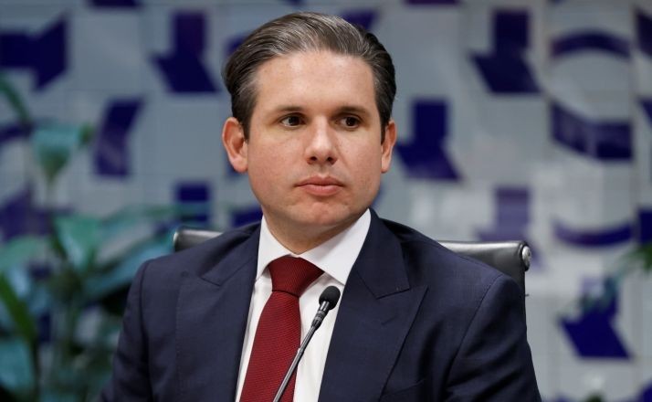 O presidente da Câmara, Hugo Motta, afirmou que o Congresso Nacional irá atuar no STF para defender a aplicação da Lei da Dosimetria aos condenados pelos atos de 8 de Janeiro.