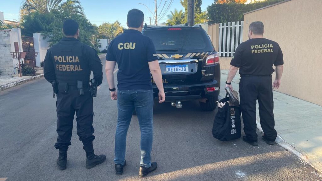 A Polícia Federal deflagrou nesta terça-feira (26) a Operação Instituto Amigo.