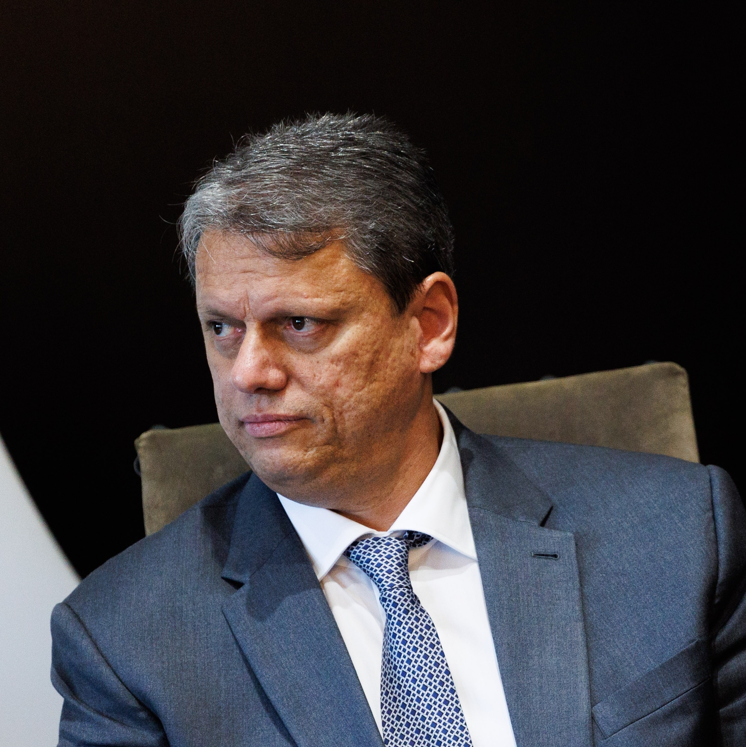 A Justiça Eleitoral determinou que Tarcísio de Freitas (Republicanos) não utilize em sua campanha à reeleição a expressão “coragem para fazer o impossível”.