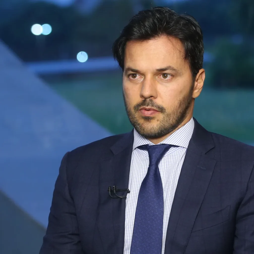 O ex-deputado federal Fábio Faria (RN) é apontado como intermediador da aproximação entre Daniel Vorcaro, ex-controlador do Banco Master, e Viviane Barci de Moraes, esposa do ministro Alexandre de Moraes, do STF.